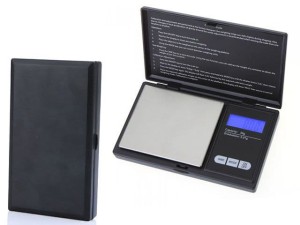 WAGA JUBILERSKA KIESZONKOWA 200g 0,01g #2