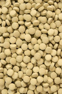 VEGETALTABLET POKARM ROŚLINNY DLA RYB 200 G
