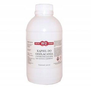 KĄPIEL DO ODZŁACANIA Z WYBŁYSZCZACZEM 500ML